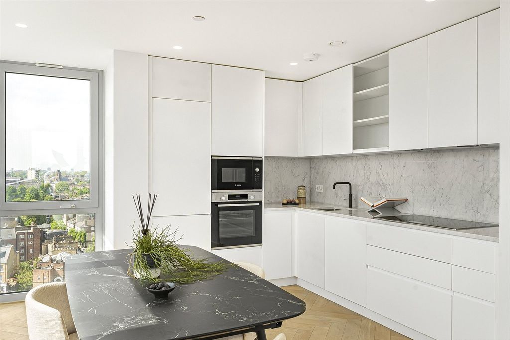 Property photo 2 of 37 Open Plan Living