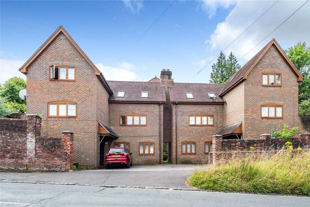 Property photo 1 of 6