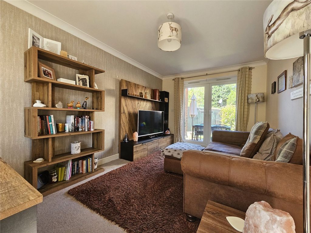Property photo 2 of 18 Picture No. 01