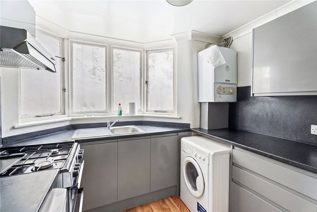 Property photo 3 of 9 Picture No. 15