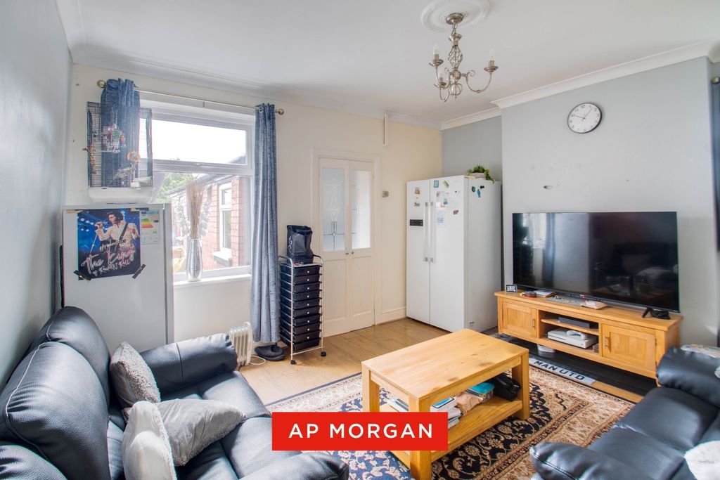 Property photo 2 of 20 Picture No. 16