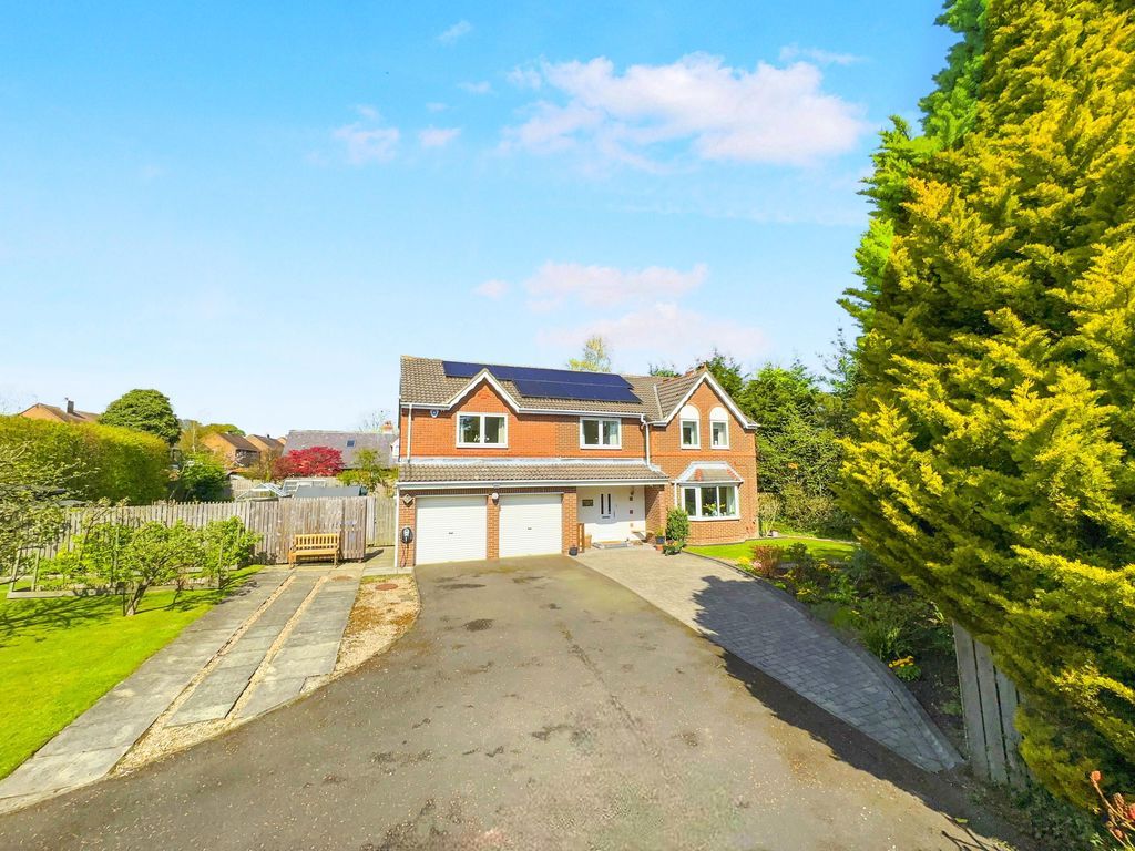 Property photo 1 of 27 Photo 15