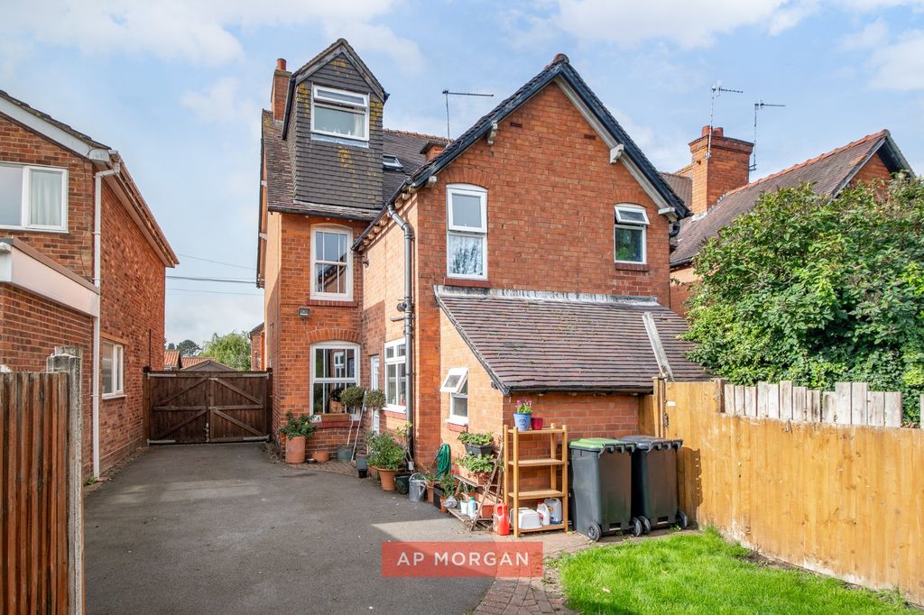 Property photo 3 of 16 Picture No. 05
