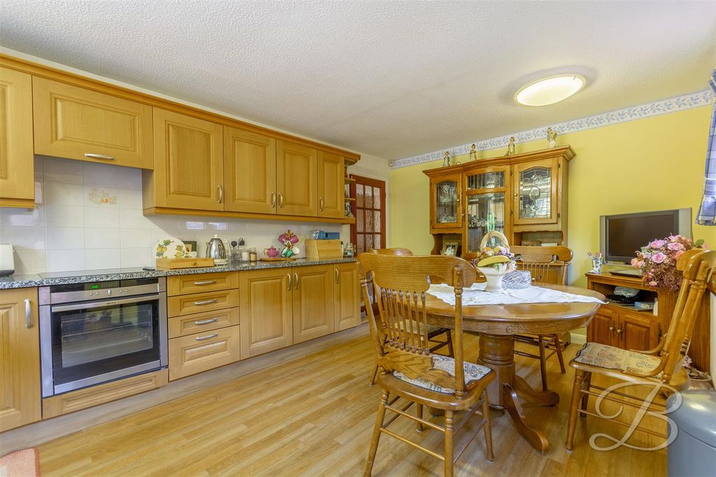Property photo 3 of 11 Ccltd12.Jpg