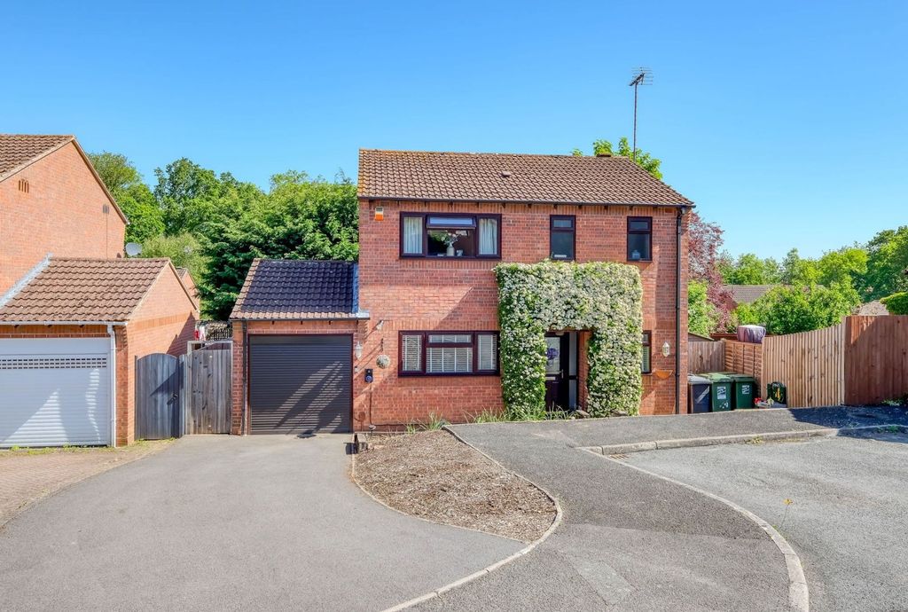 Property photo 1 of 16