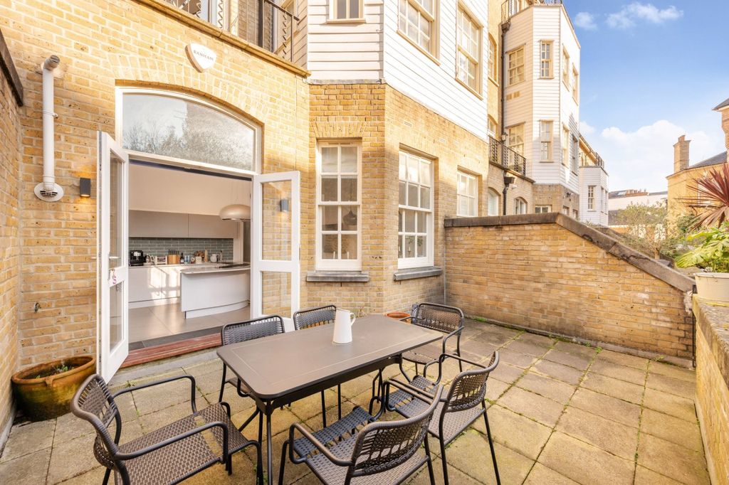 Property photo 2 of 21 Picture No. 36