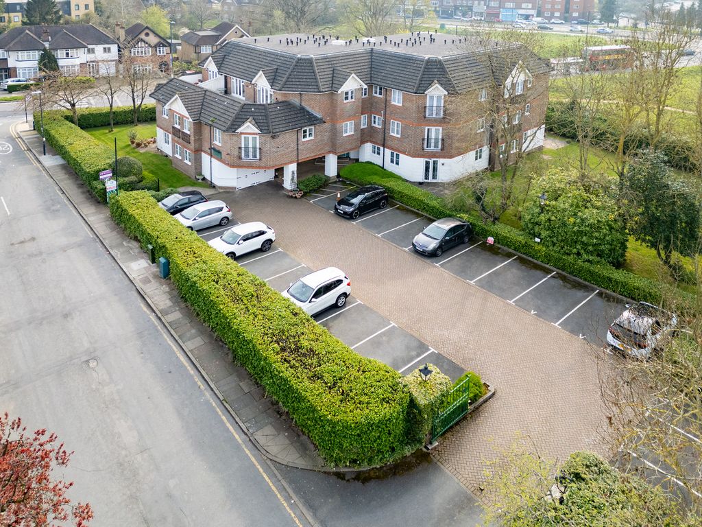 Property photo 1 of 14