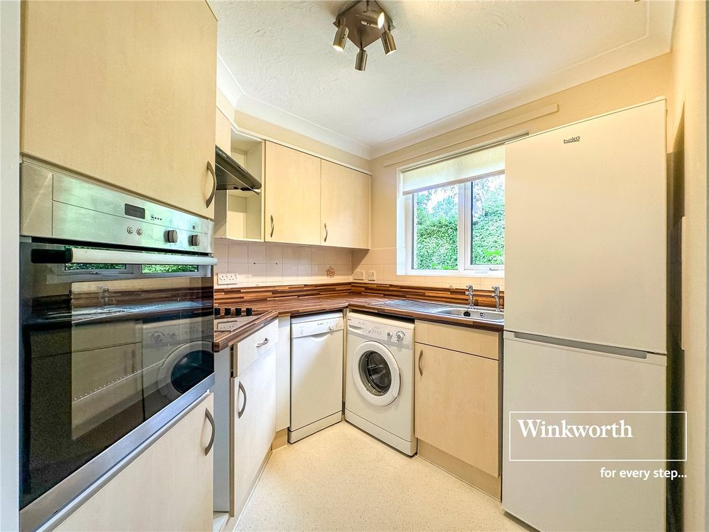 Property photo 2 of 11 Picture No. 05