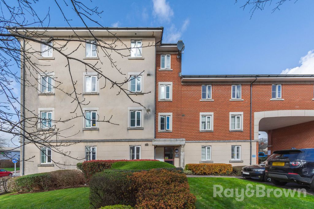 Property photo 1 of 29