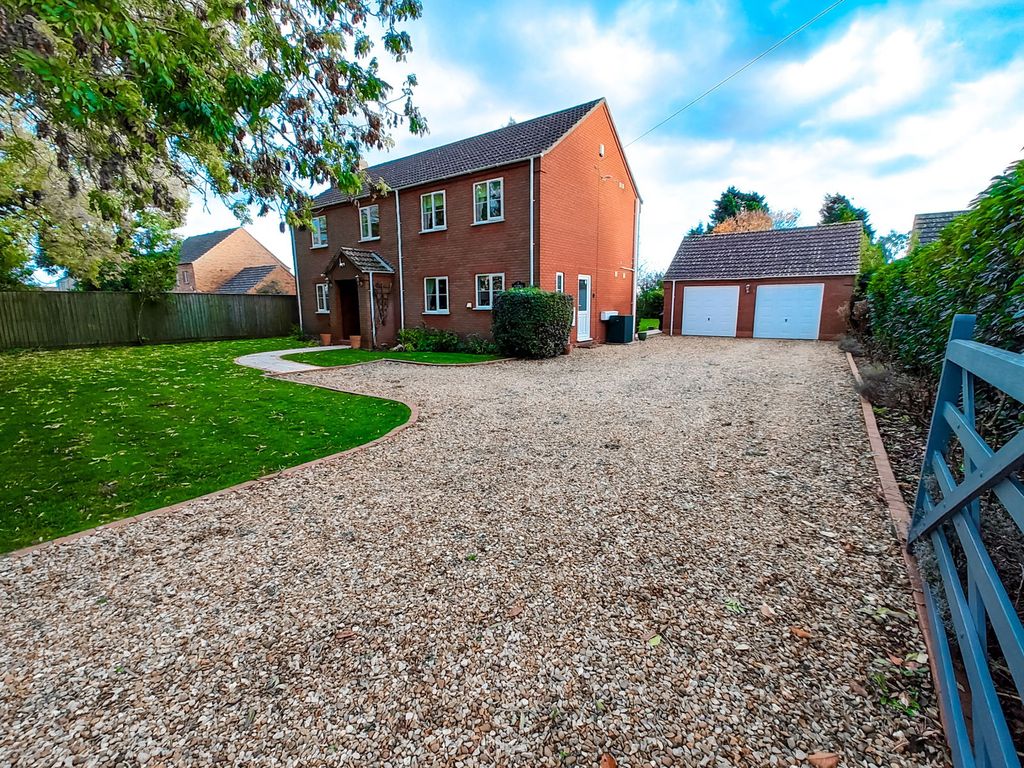 Property photo 1 of 37