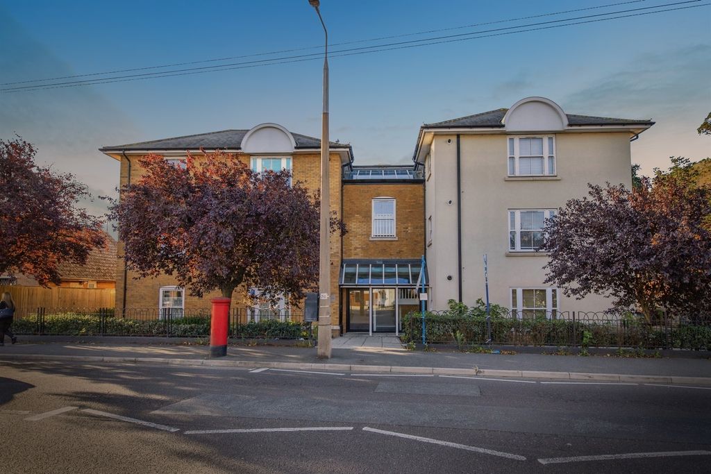 Property photo 1 of 13