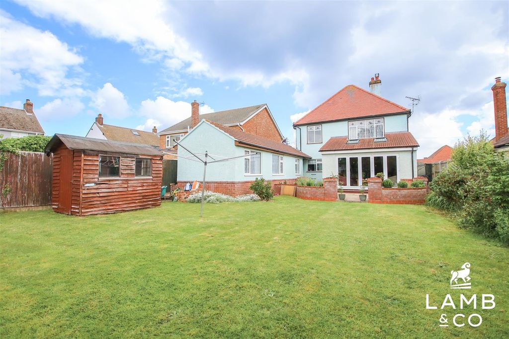 Property photo 3 of 20