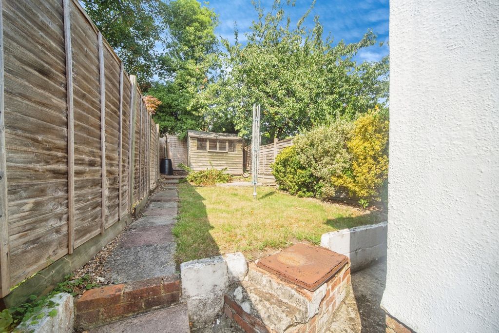 Property photo 2 of 18 Photo