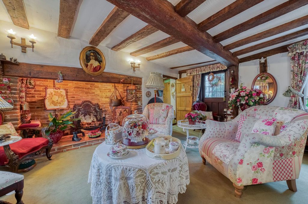 Property photo 2 of 29