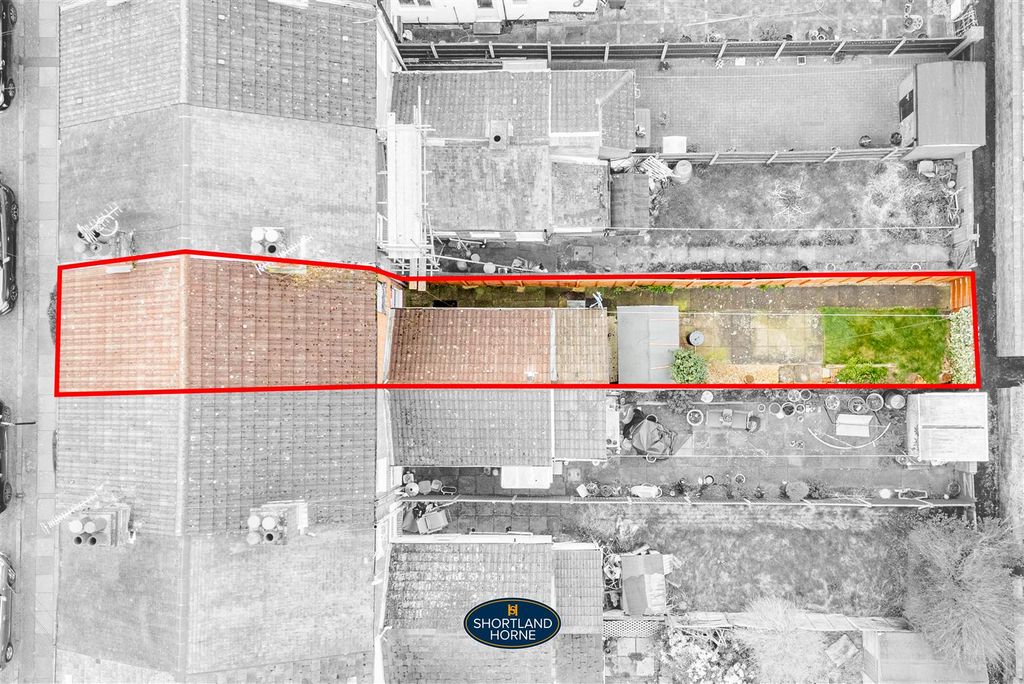 Property photo 2 of 17