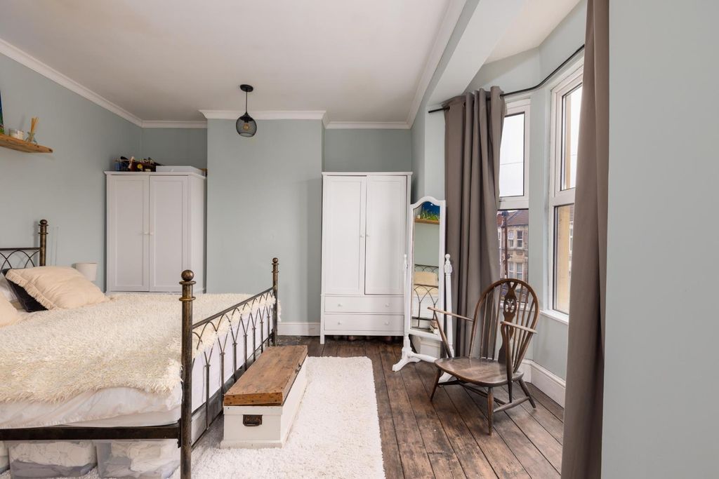 Property photo 3 of 27 7 Witchell Road, Bs5-7.Jpg