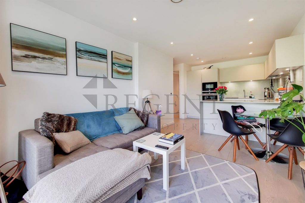 Property photo 1 of 10 Open Plan