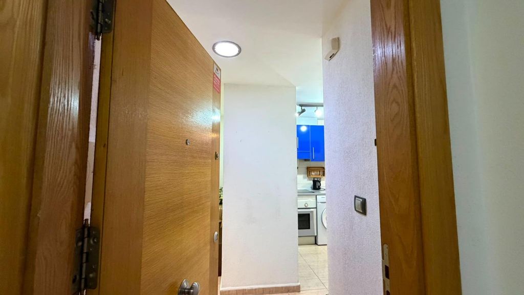 Property photo 2 of 50