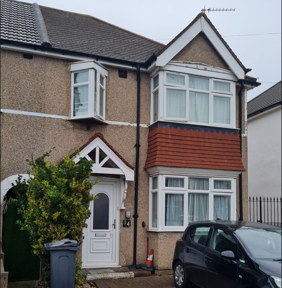 Property photo 1 of 2