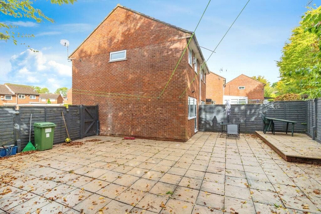 Property photo 2 of 34 Picture No. 02