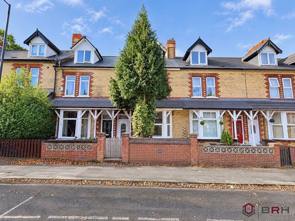 Property photo 1 of 18