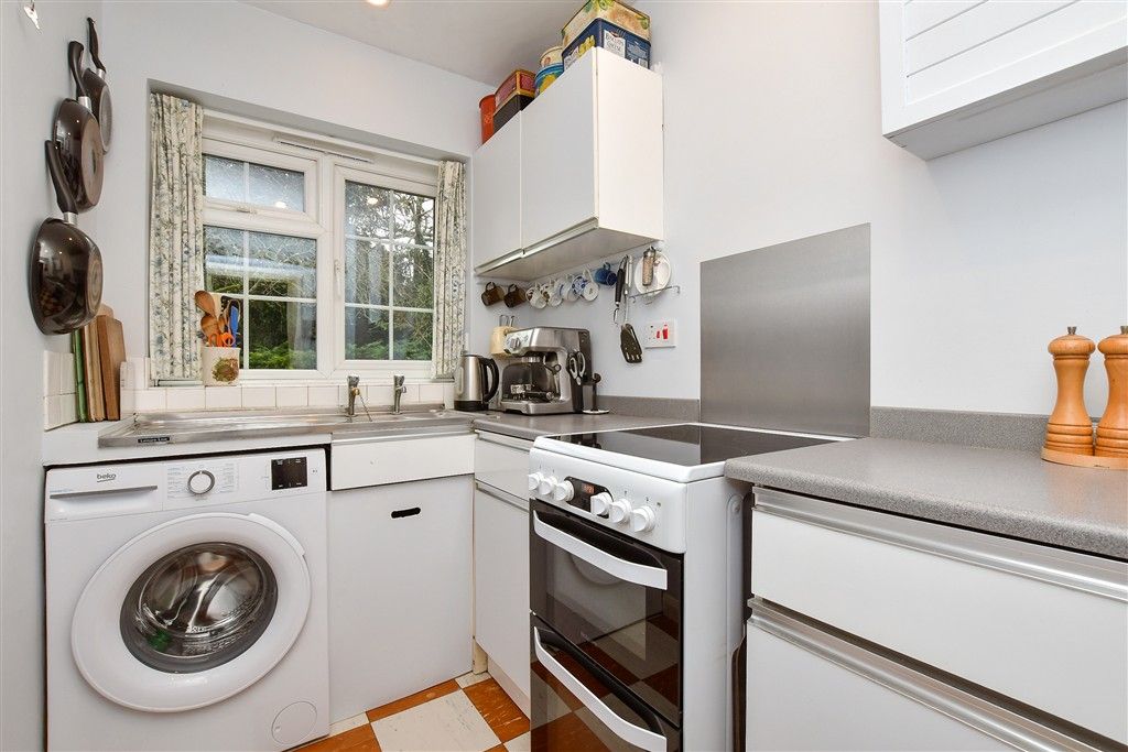 Property photo 2 of 13 Kitchen