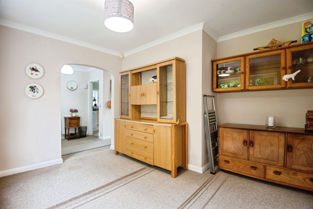 Property photo 2 of 24