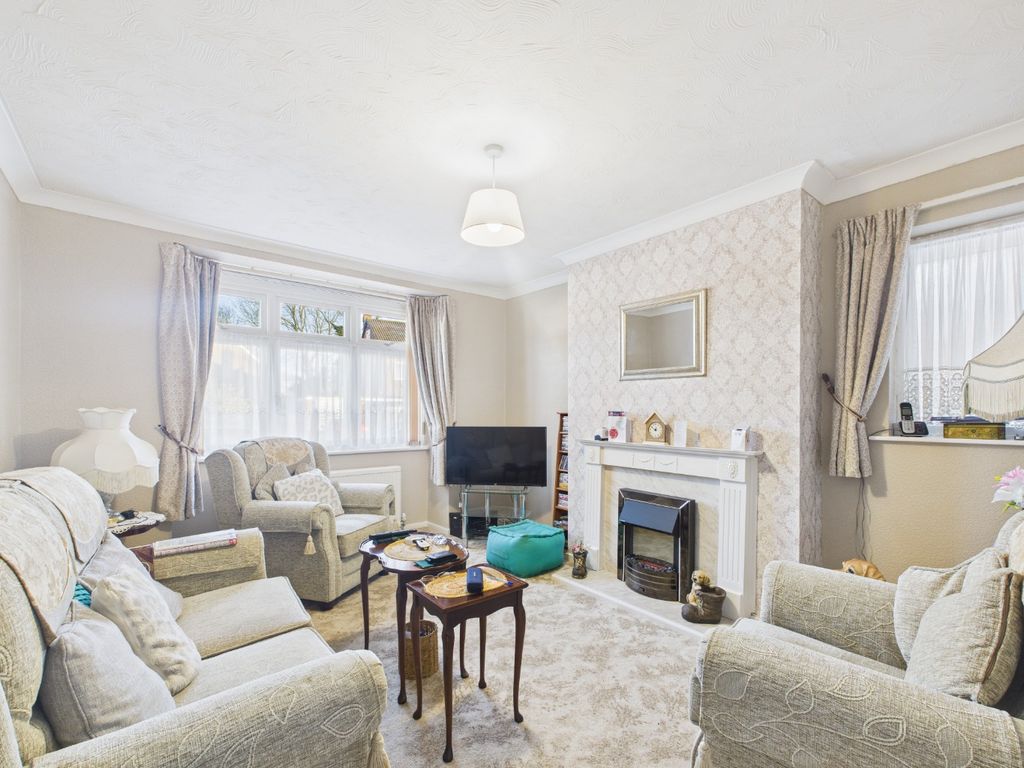 Property photo 2 of 16 4235715