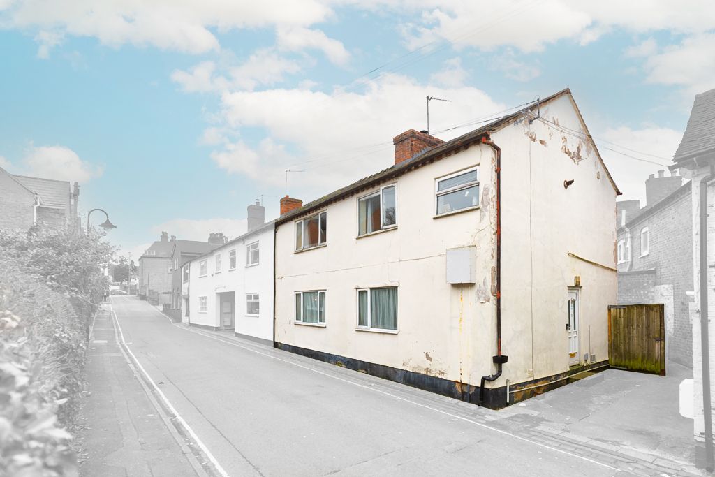 Property photo 1 of 19 111