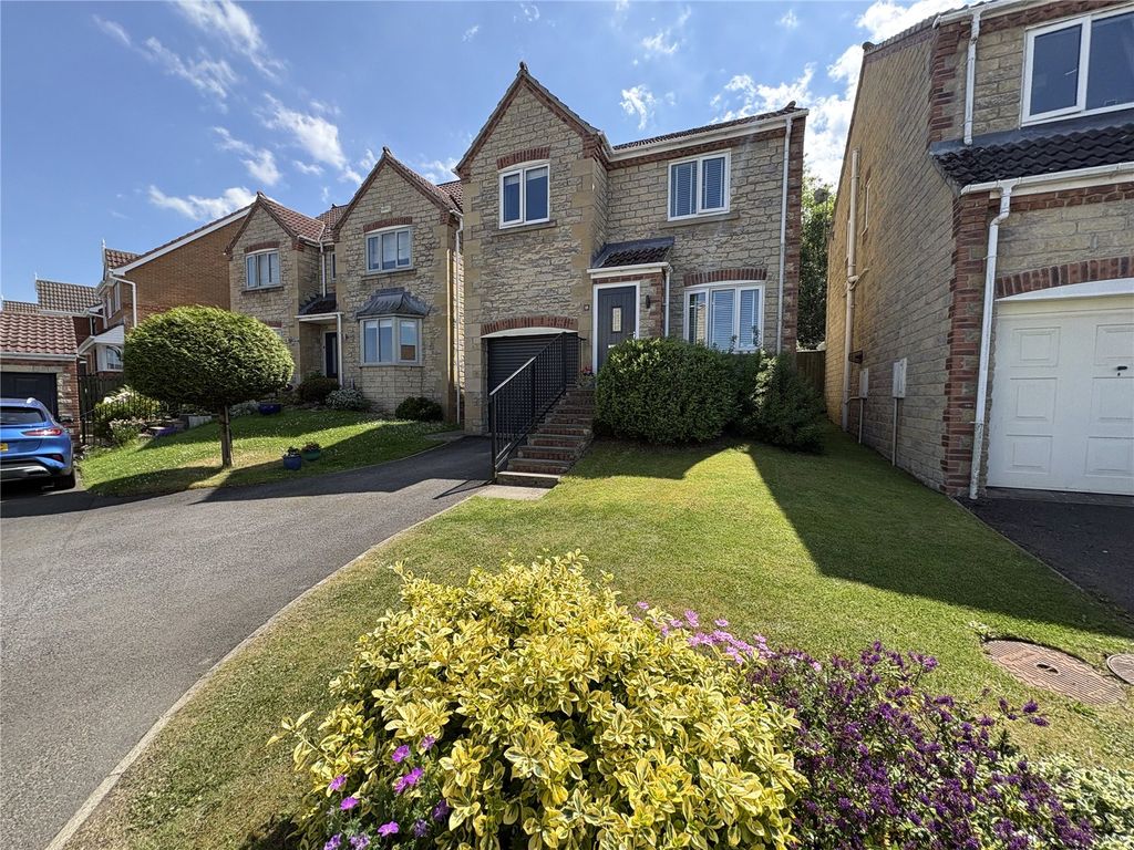 Property photo 1 of 24 Picture No. 35