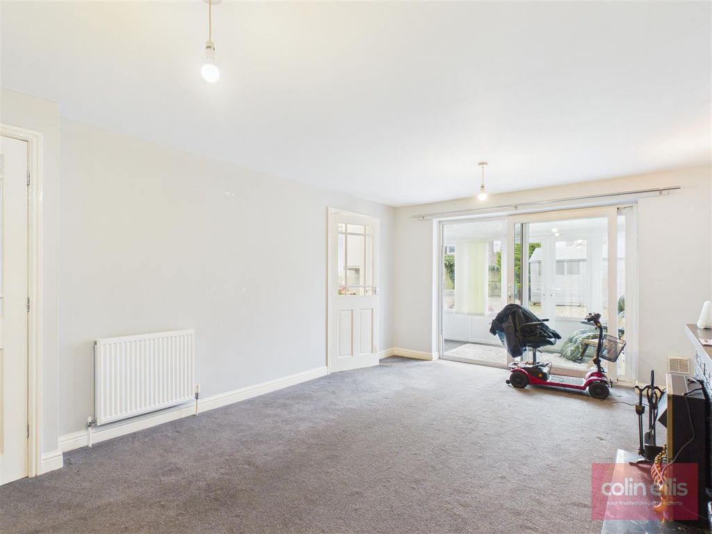 Property photo 2 of 16 Cam05075G0-Pr0288-Still010.Jpg