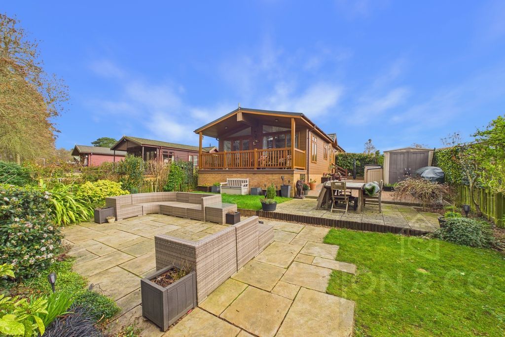 Property photo 1 of 20