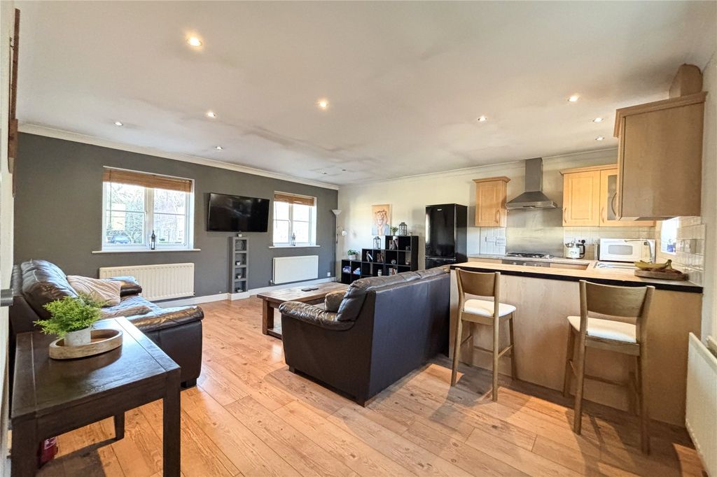 Property photo 2 of 26 Picture No. 01