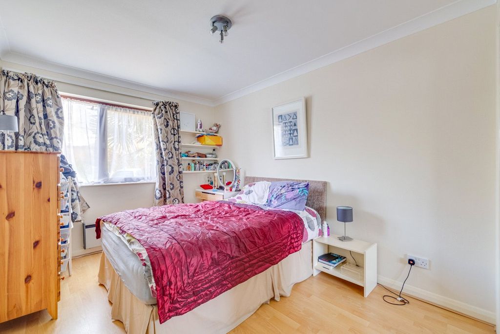 Property photo 3 of 10 Picture No. 07