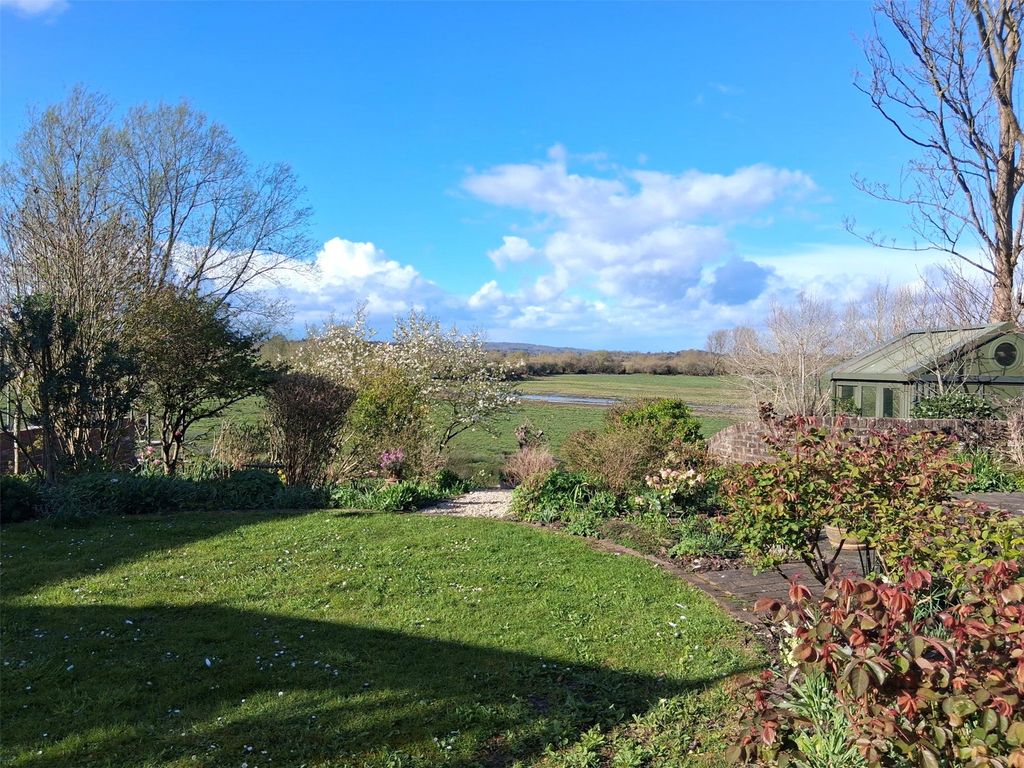 Property photo 2 of 30 Picture No. 55