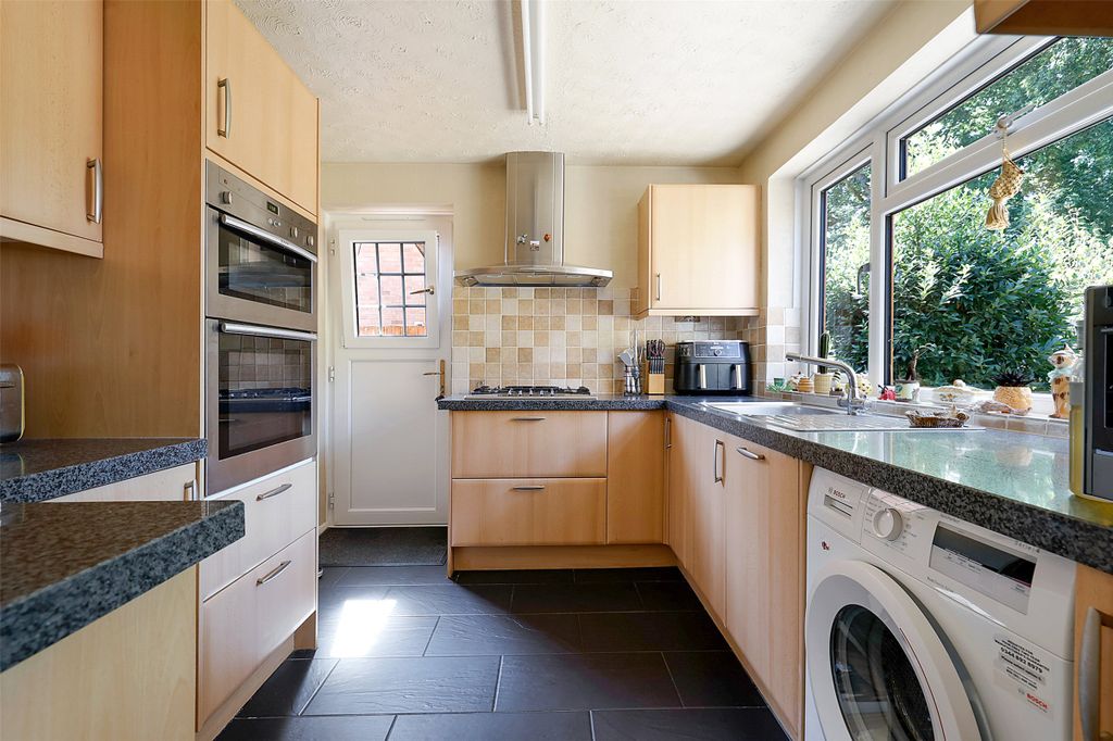 Property photo 3 of 9 Picture No. 04