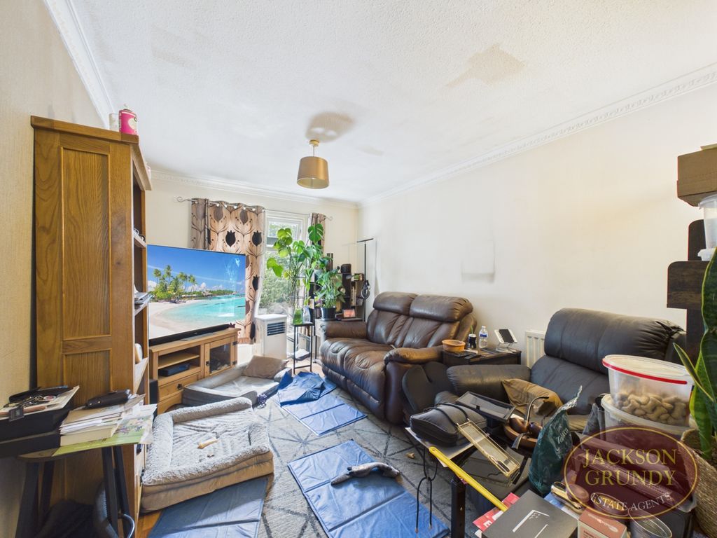 Property photo 3 of 14 Farraxton Square