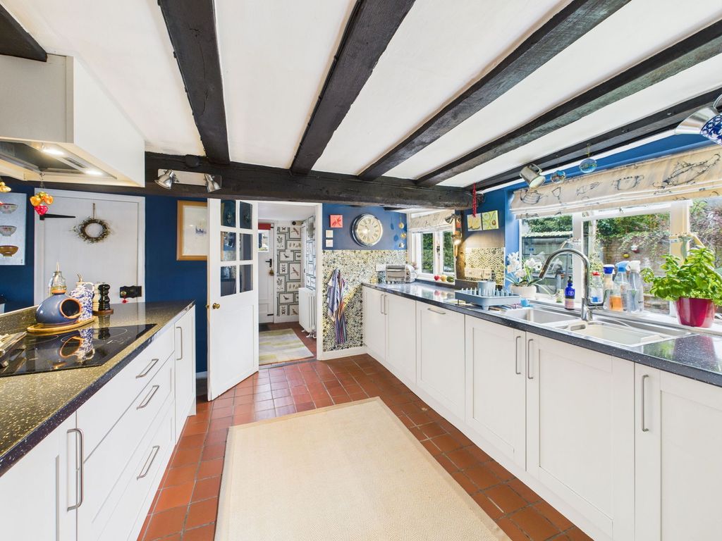 Property photo 2 of 29