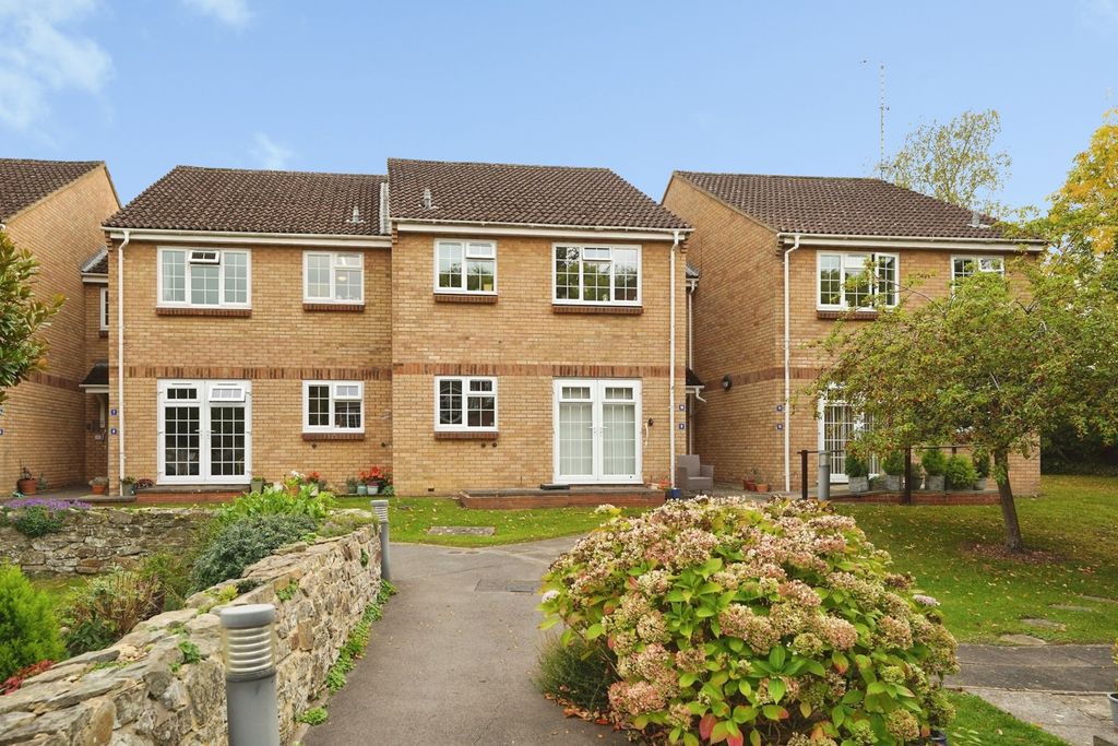 Property photo 1 of 12 Pbox-Img.Jpg