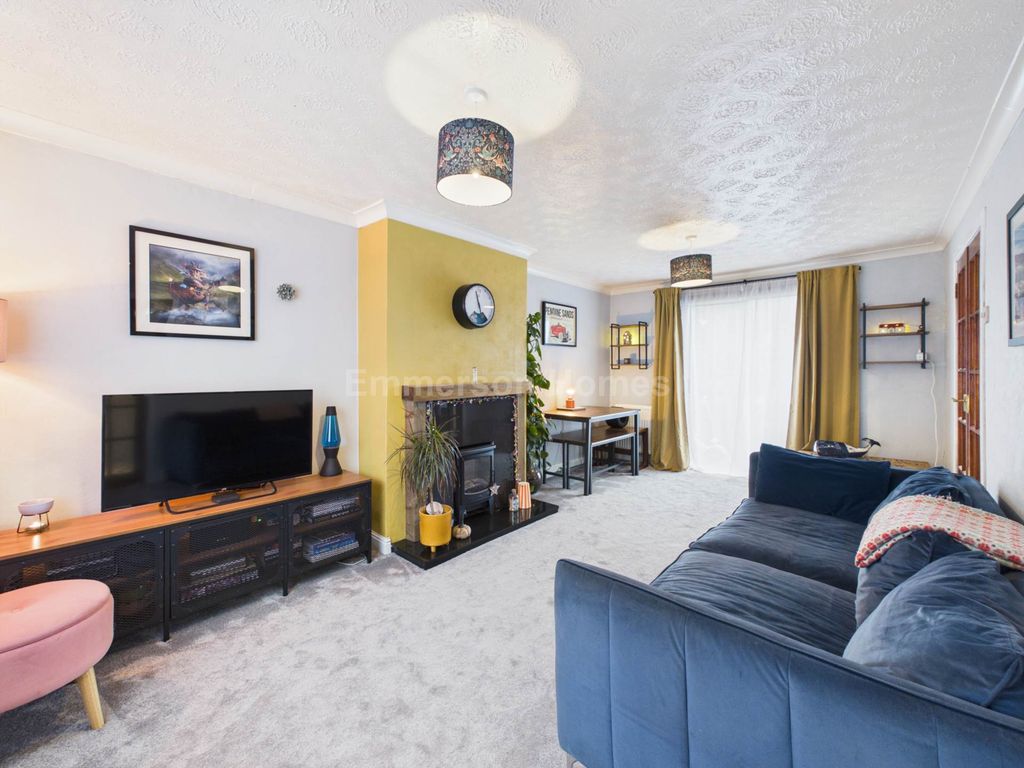 Property photo 2 of 15
