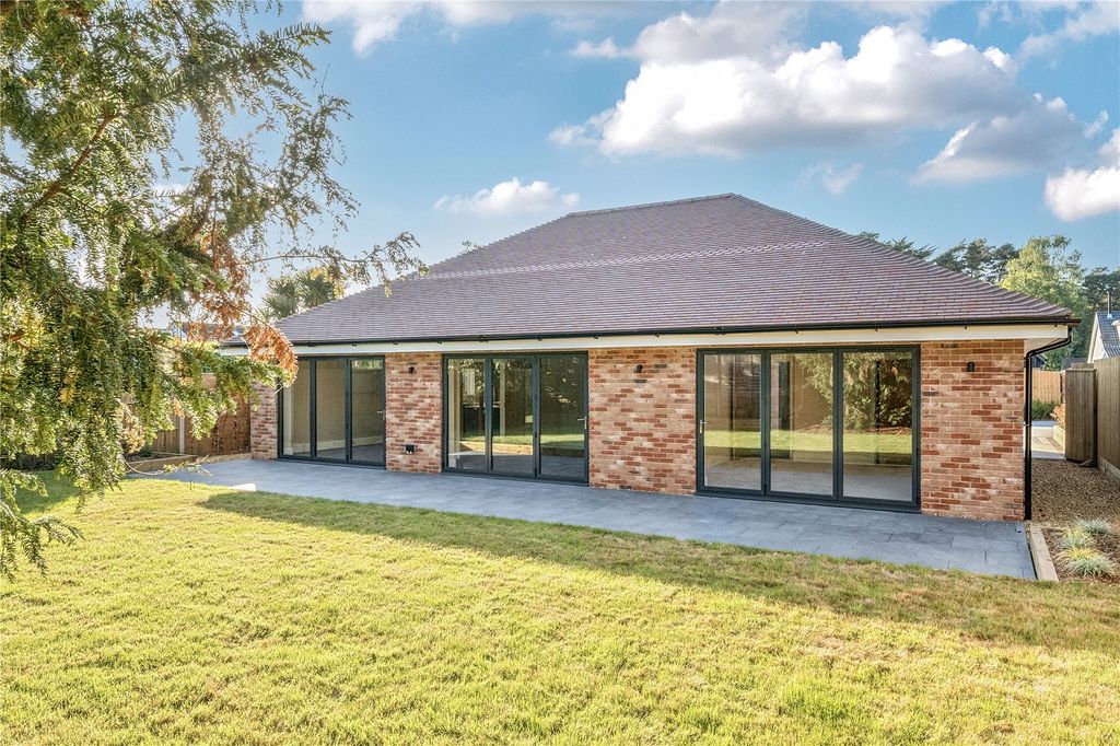 Property photo 1 of 12 Picture No. 09