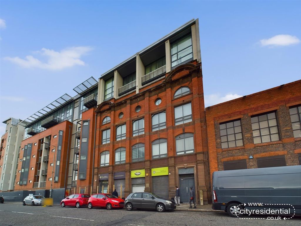 Property photo 2 of 13