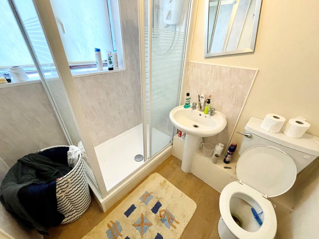 Property photo 3 of 5 Image