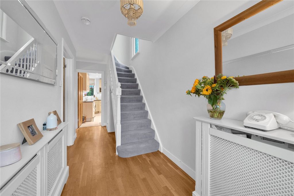 Property photo 2 of 16 Picture No. 08