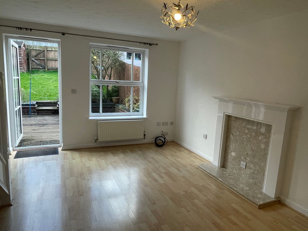 Property photo 3 of 10 Gallery