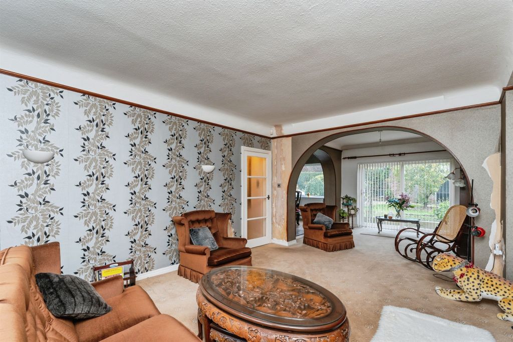 Property photo 3 of 17