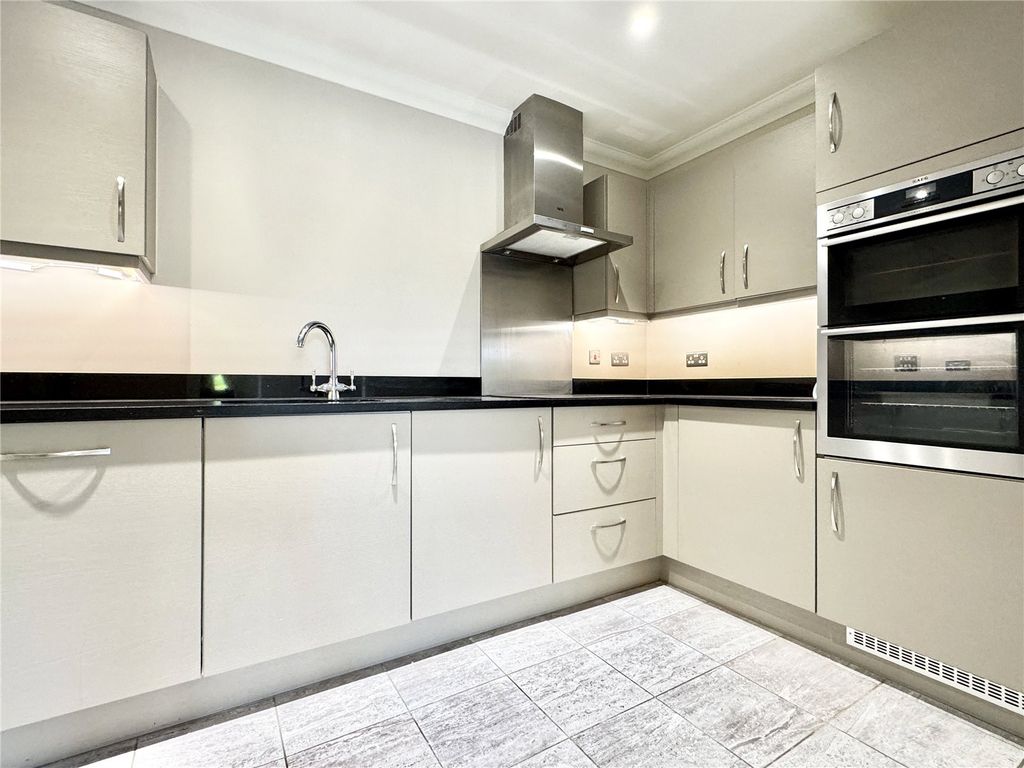 Property photo 1 of 17 Robinson Jackson