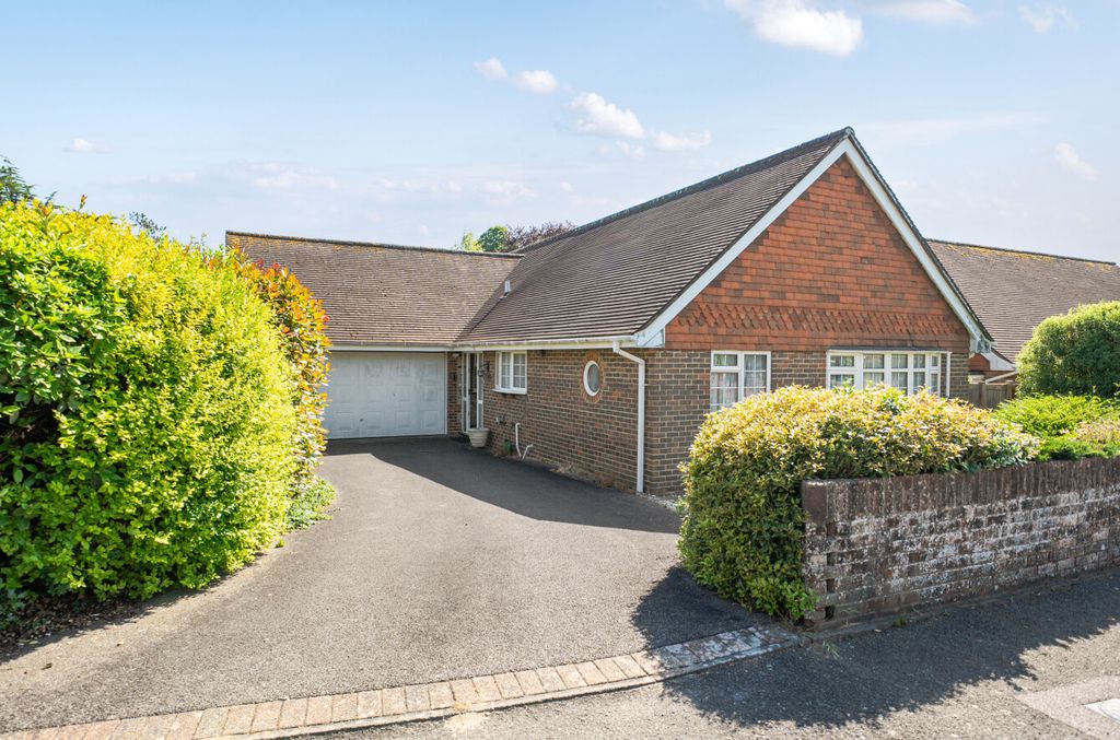 Property photo 1 of 15 1469269-19-6A170d...