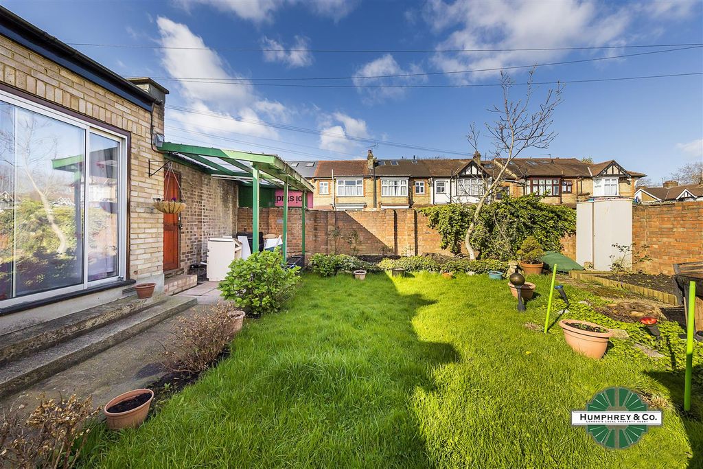 Property photo 1 of 20 57 Cecil Road - 13.Jpg