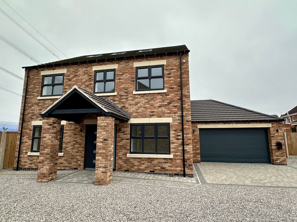 Property photo 2 of 40 Img_6917